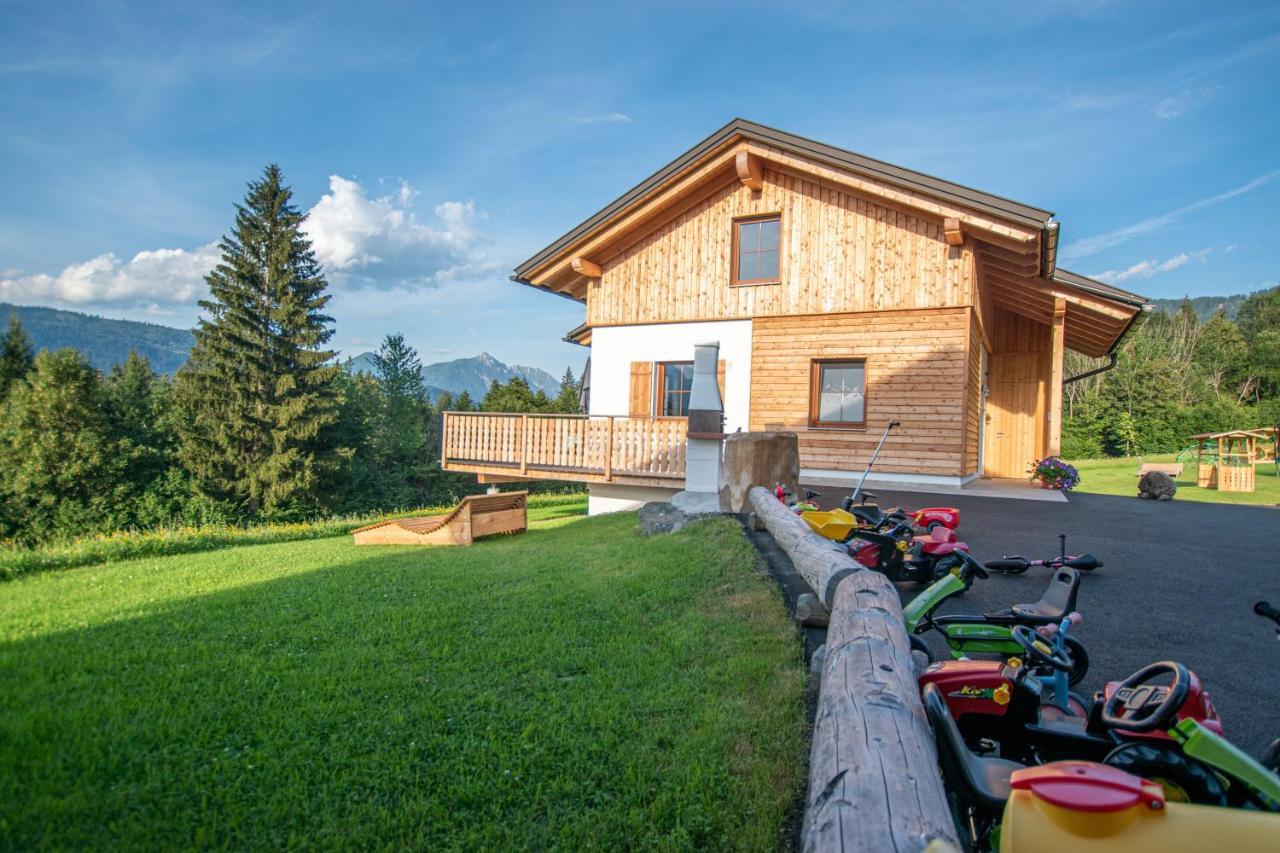 שלניצן Chalets Und Apartments Hauserhof Nassfeld מראה חיצוני תמונה